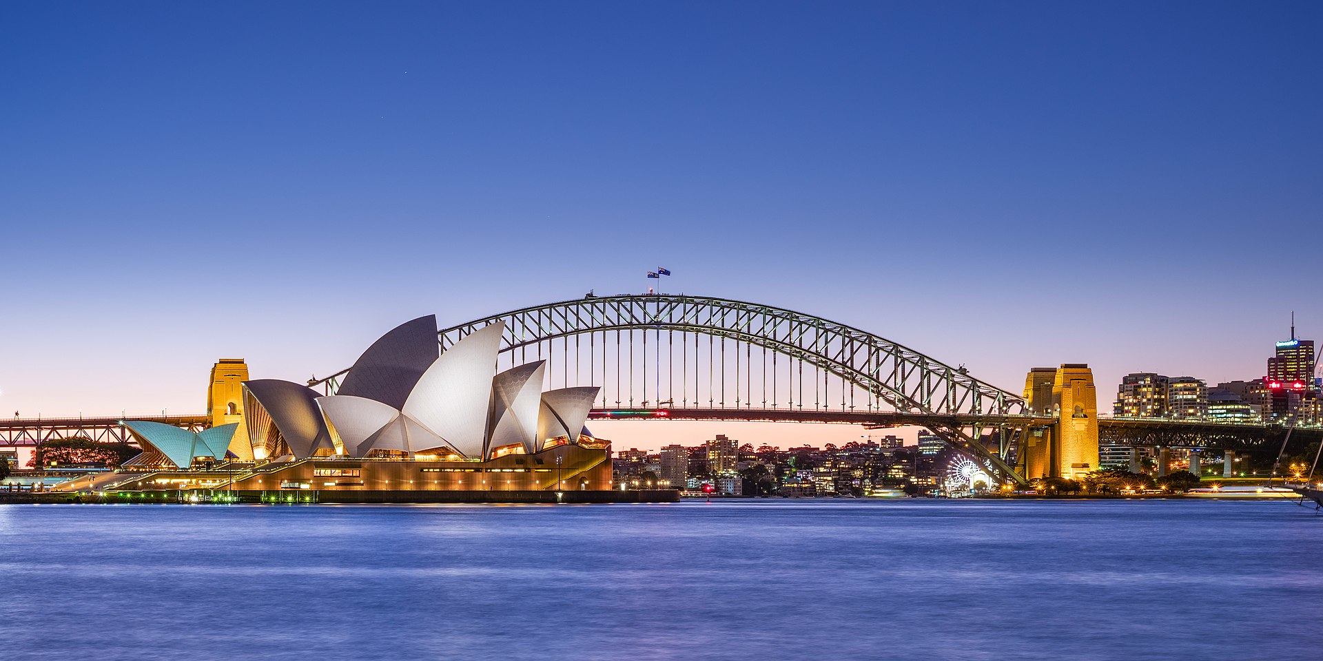 Sydney Opera House and Harbour Bridge Dusk - Benh LIEU SONG